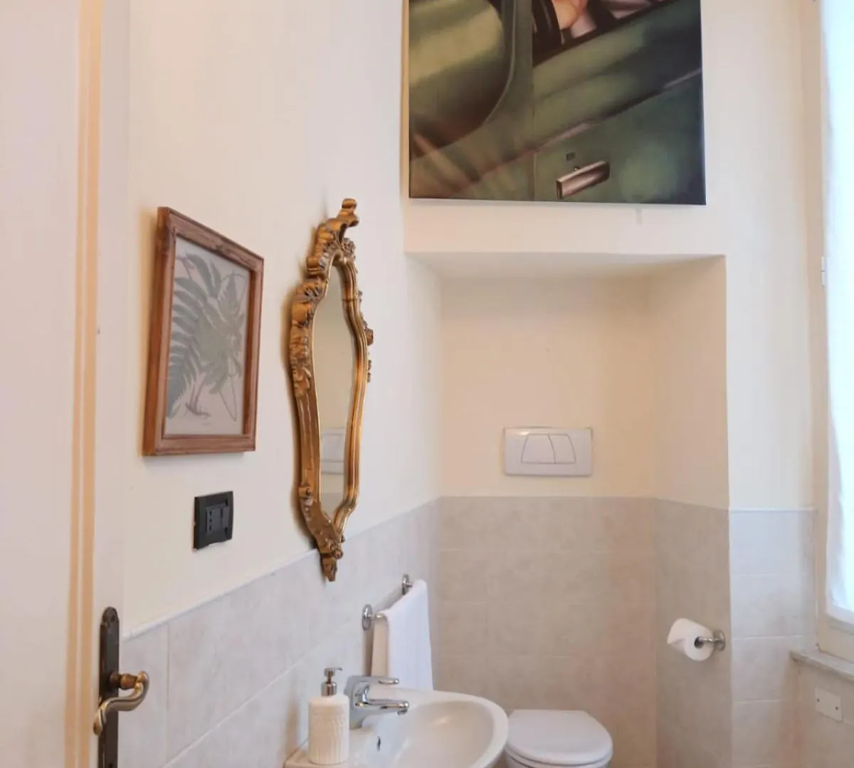 Bed & Breakfast B&B Genova Centro Italy
